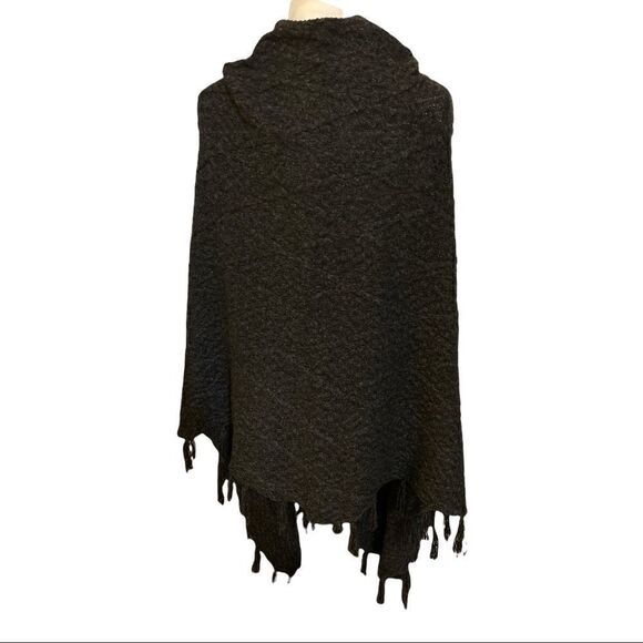 LulaRoe | Limited Edition Gray Cable Knit Mimi Shawl Poncho Button Sweater | OS - Picture 5 of 6